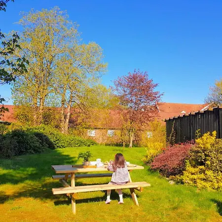 Penzion 5 Minute Walk To Lego - Private Entrance Guest House *